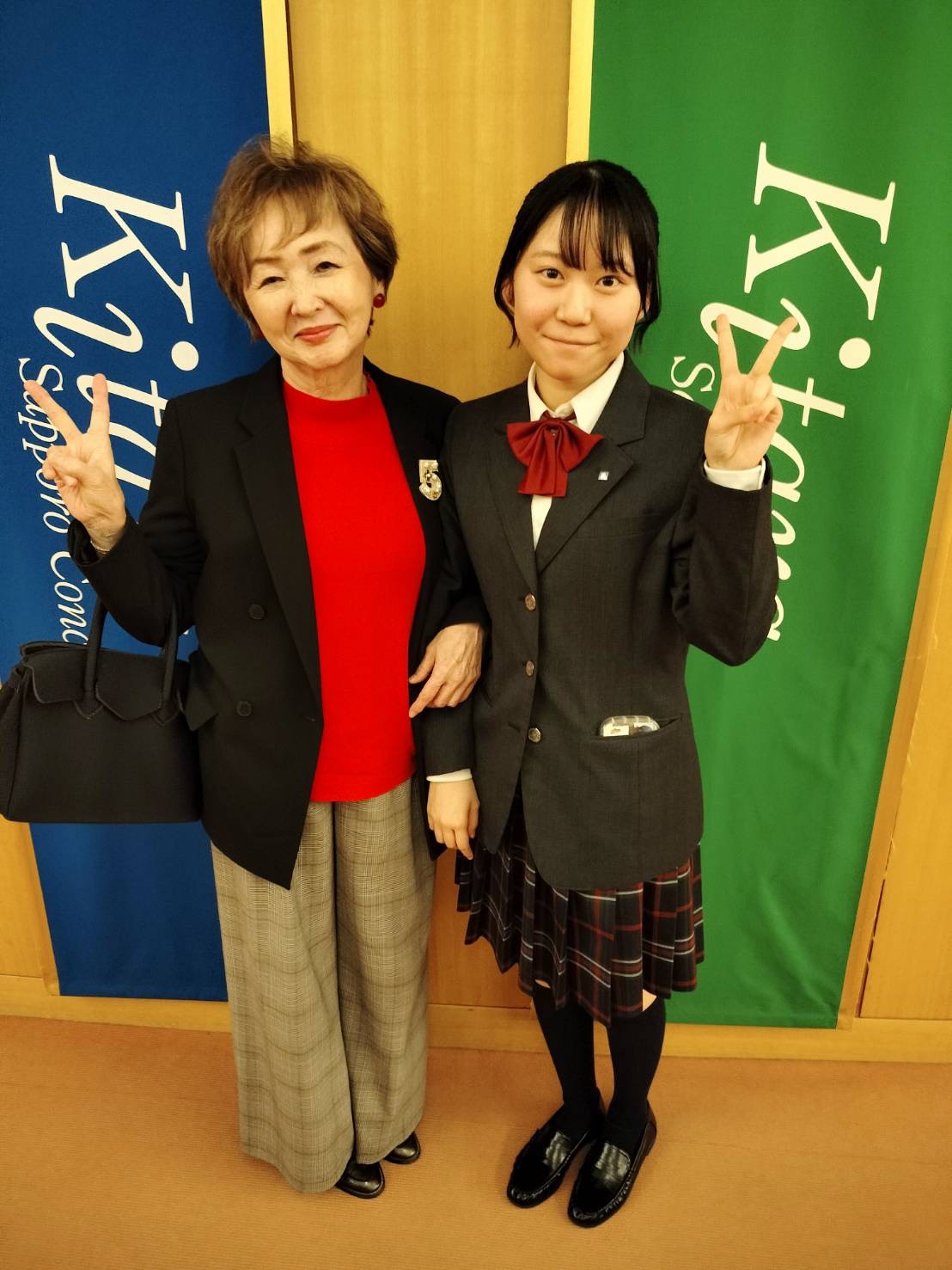 札幌コンサートホールKitaraでの定期演奏会当日の記念写真